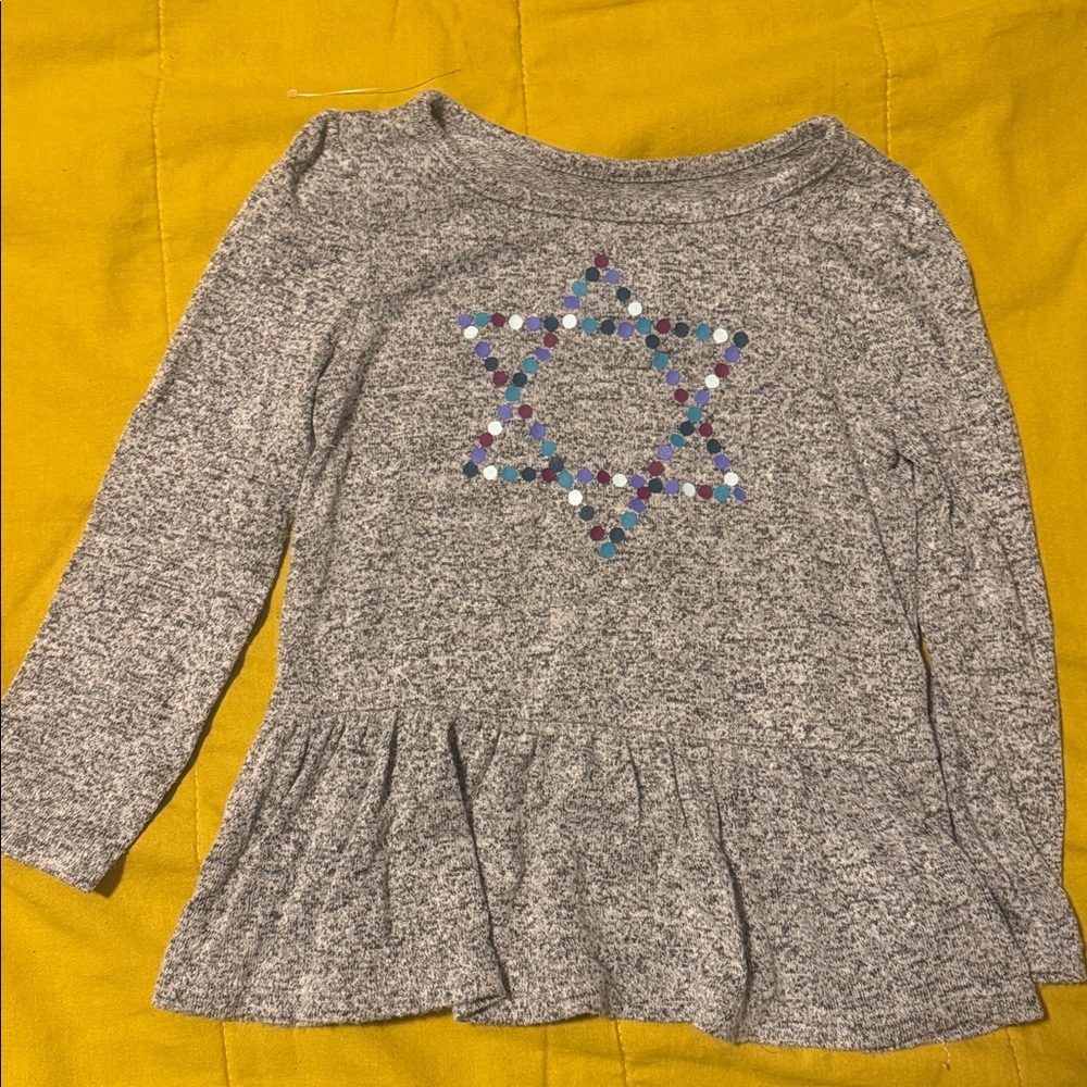 Cat & Jack Gray Long Sleeve Tee with Star Design